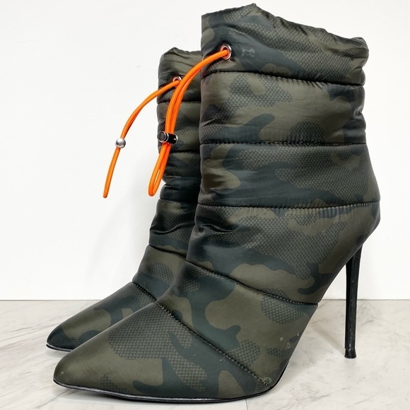 Steve Madden Cloak Camo Puffer Bootie - Picture 1 of 13